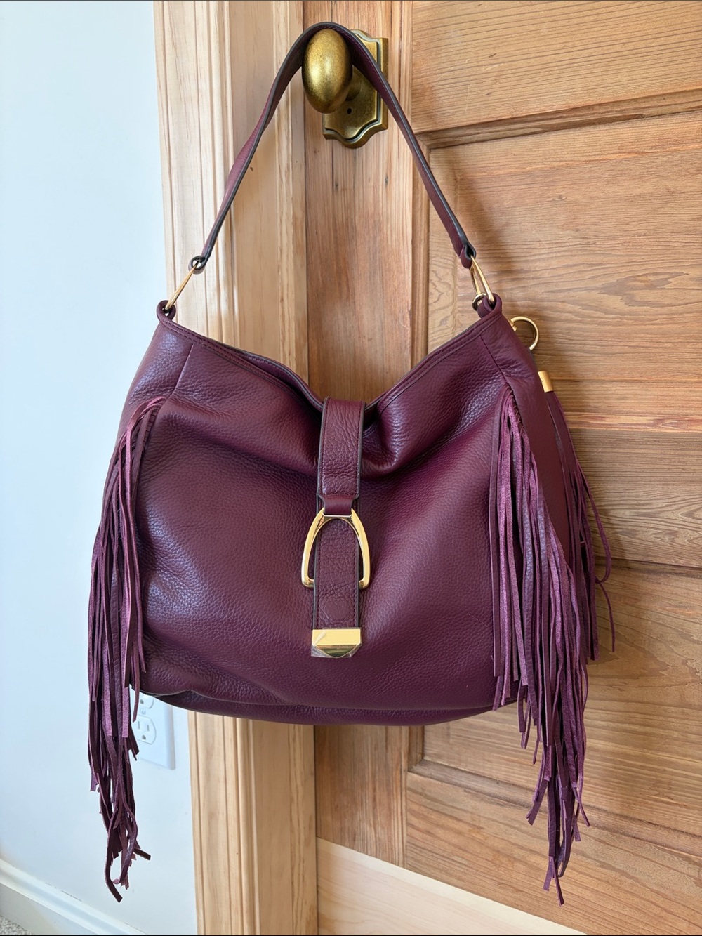 G.I.L.I. Burgundy Fringed Leather Shoulder Bag